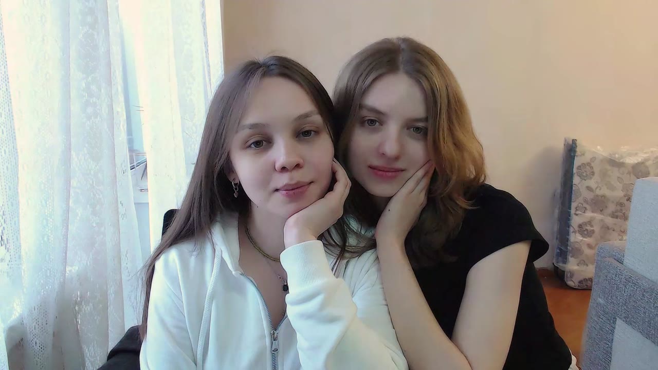 Emi1yAngel Emi1yAngel