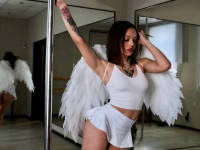 PrettyEllie PrettyEllie